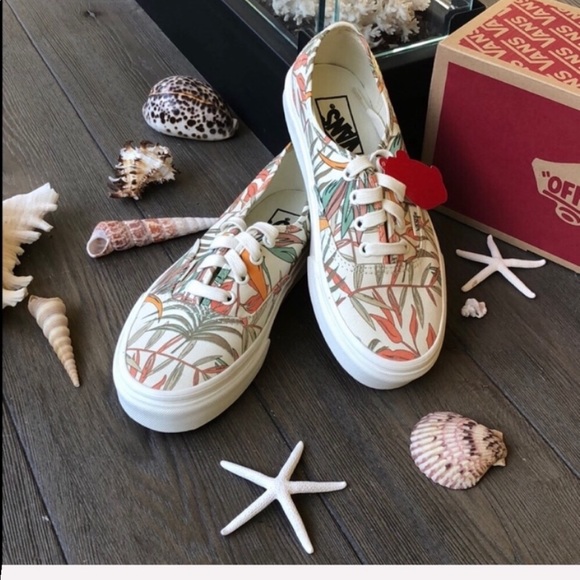 🌴🌼VANS🌼🌴 - Picture 2 of 8